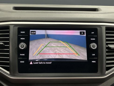 Used 2021 Volkswagen Atlas SE image 9