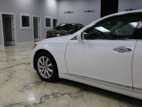 Used 2008 Lexus LS 460 L RWD image 21