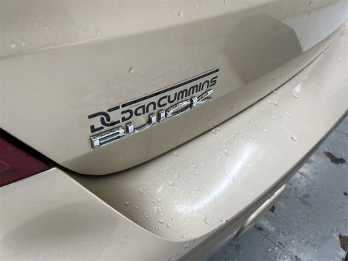 Used 2005 Buick LaCrosse CX image 25