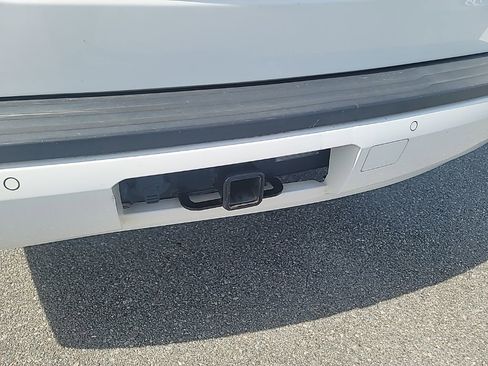 Used 2017 Chevrolet Tahoe LT image 5