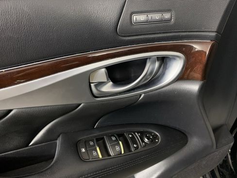 Used 2015 INFINITI Q70 3.7 image 14