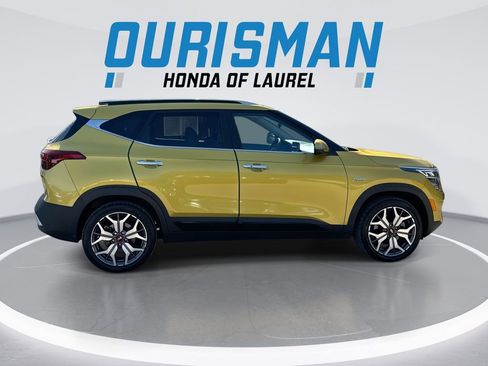 Used 2021 Kia Seltos SX w/ SX Sunroof Package image 9