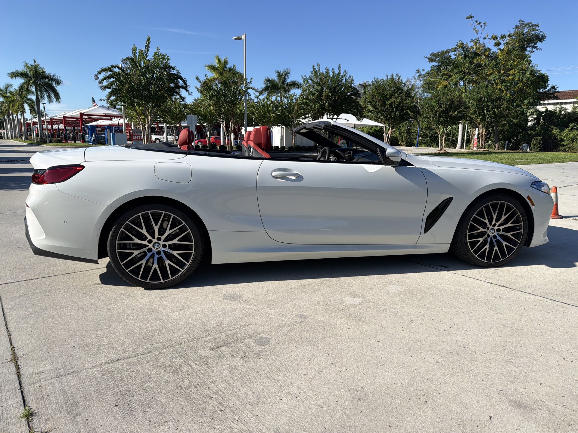 Used 2026 BMW 840i xDrive Convertible AWD/4WD image 33