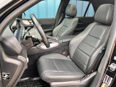 Used 2023 Mercedes-Benz GLE 350 4MATIC w/ Premium Package image 10