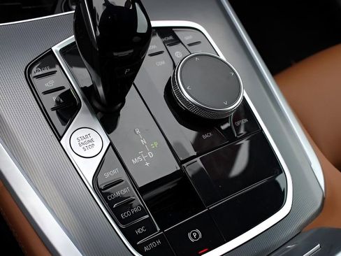 Used 2023 BMW X5 xDrive40i w/ Premium Package image 17