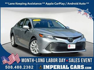 Used 2018 Toyota Camry LE image 1