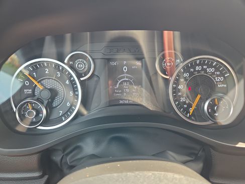 Used 2022 RAM 1500 Big Horn AWD/4WD image 20