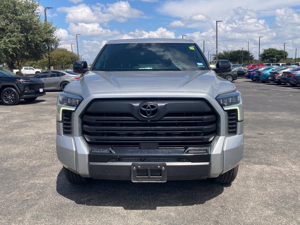 Certified 2026 Toyota Tundra Limited AWD/4WD image 2