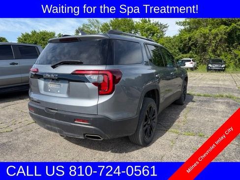 Used 2022 GMC Acadia SLE w/ Driver Convenience Package FWD image 3