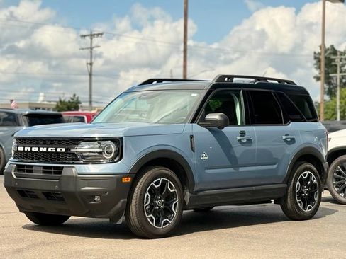 Used 2025 Ford Bronco Sport Outer Banks w/ Outer Banks Tech Package+ AWD/4WD image 46