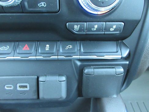 Certified 2021 GMC Sierra 1500 SLT w/ SLT Premium Package image 36