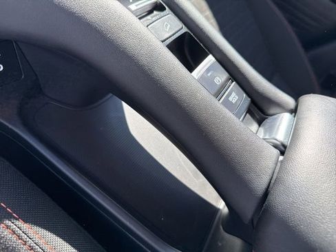 Used 2024 Honda HR-V Sport image 27