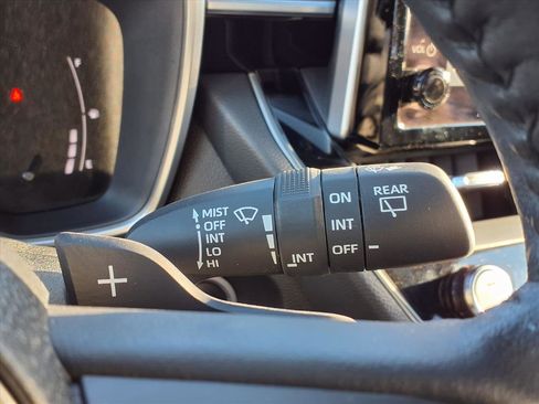 Used 2023 Toyota Corolla Cross XSE w/ Convenience Package image 30