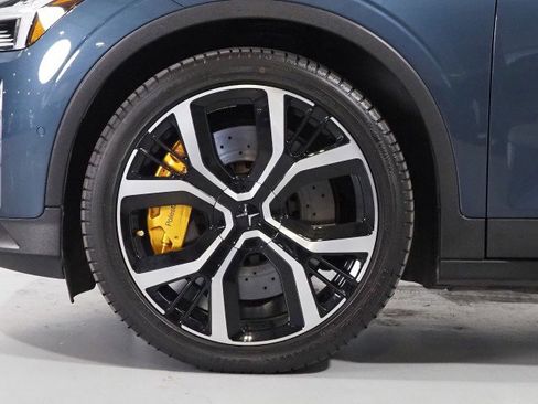 Used 2022 Polestar Polestar 2 w/ Pilot Package w/ Performance Package image 43