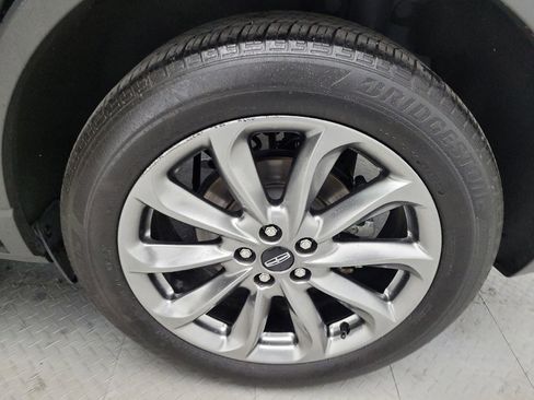 Used 2022 Lincoln Corsair AWD w/ Premium Package image 31