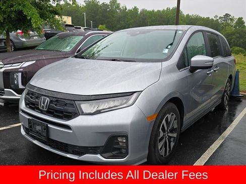 Used 2025 Honda Odyssey EX-L image 3
