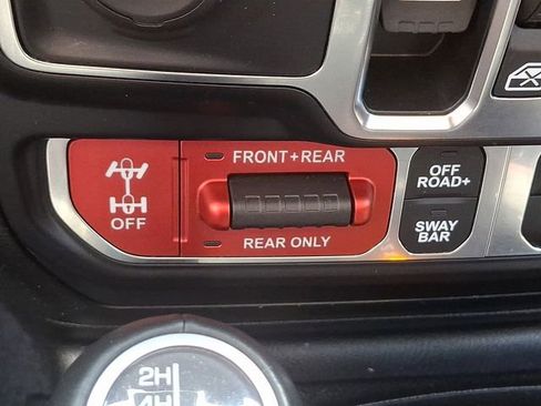 Used 2020 Jeep Gladiator Rubicon w/ Dual Top Group image 27