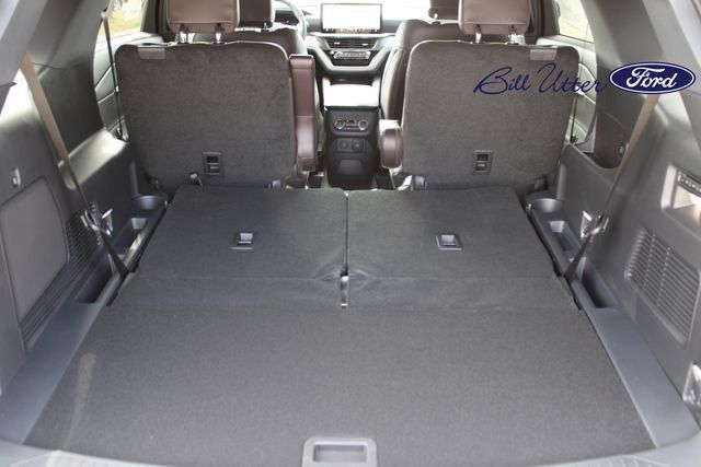 New 2026 Ford Explorer Platinum RWD image 6