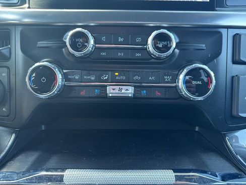 Certified 2023 Ford F150 Lariat w/ Equipment Group 502A High image 27