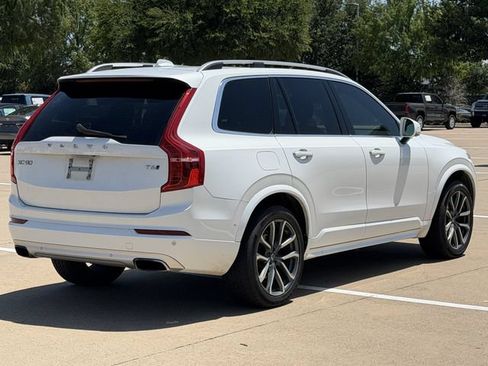 Used 2017 Volvo XC90 T6 Momentum w/ Vision Package AWD/4WD image 4