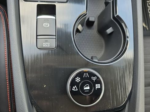 New 2026 Nissan Rogue SV AWD/4WD image 30
