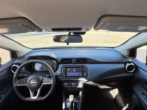 Used 2025 Nissan Versa SV w/ Trunk Package FWD image 27