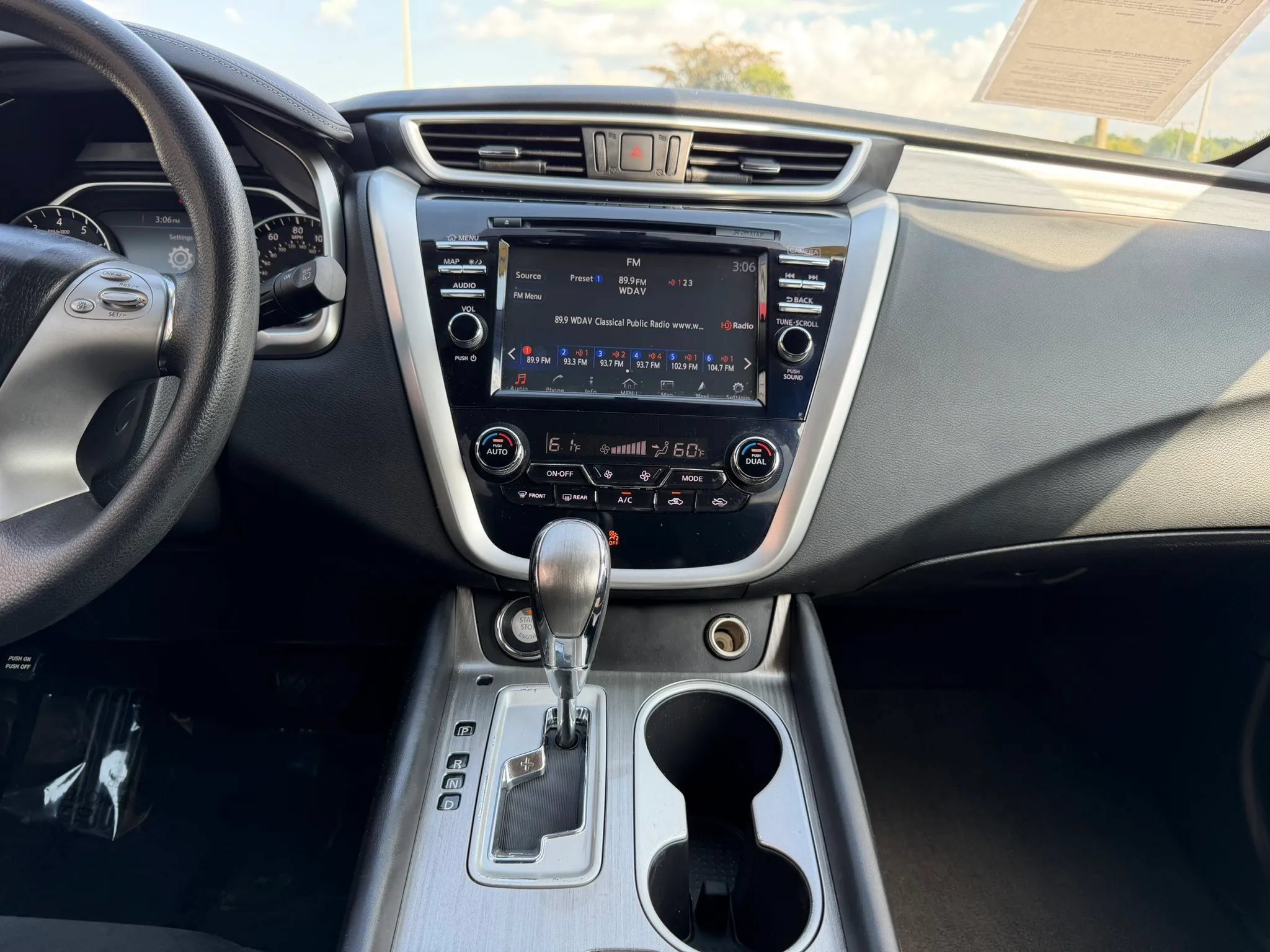 Used 2017 Nissan Murano S w/ Navigation Package AWD/4WD image 9