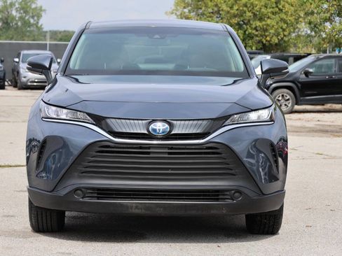 Used 2021 Toyota Venza LE w/ Carpet Mat Package (TMS) image 2