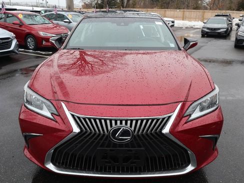 Used 2019 Lexus ES 350 w/ Accessory Package image 2