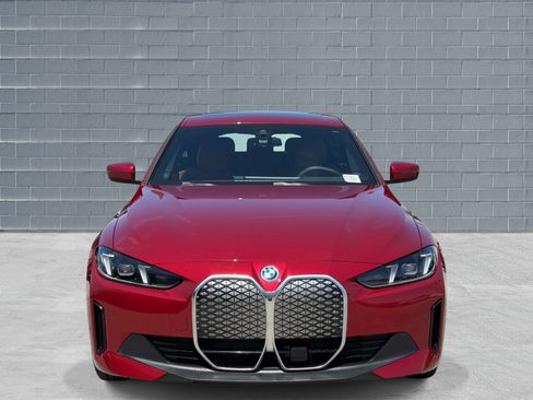 Used 2025 BMW i4 eDrive40 RWD image 2