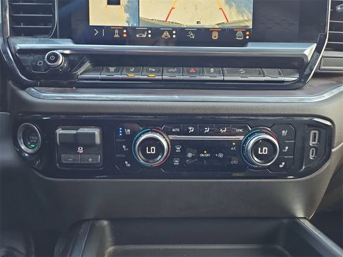 Used 2024 GMC Sierra 2500 SLT w/ Texas SLT Premium Package image 21