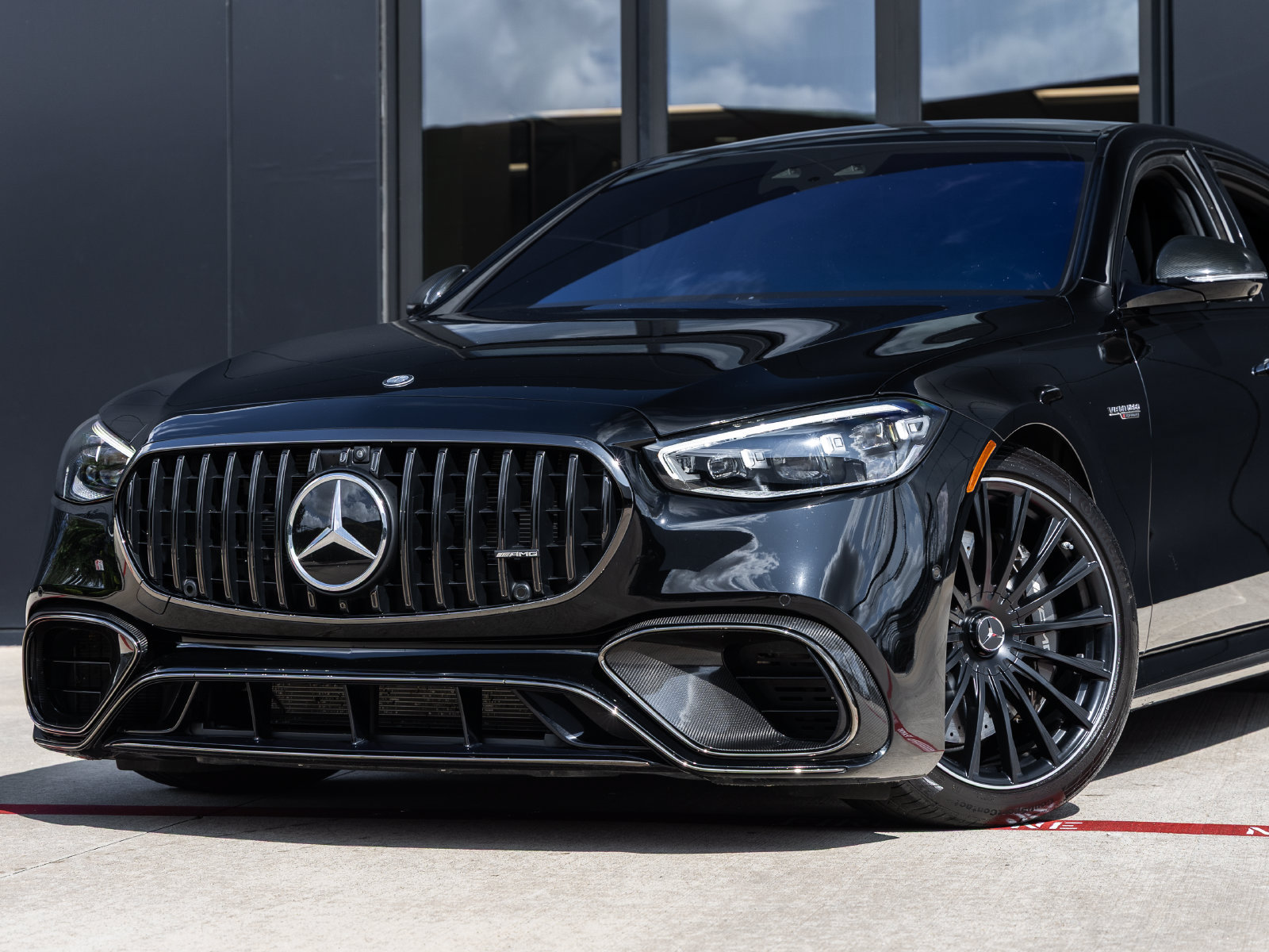 Used 2024 Mercedes-Benz S 63 AMG S image 3