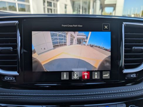 New 2026 Chrysler Pacifica Select w/ S Appearance Package image 29