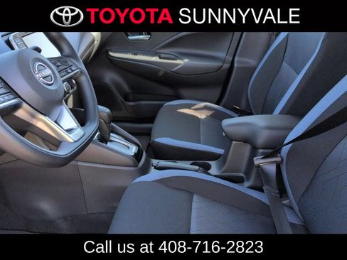 Used 2025 Nissan Versa SV w/ Trunk Package FWD image 2