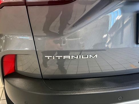 Used 2022 Ford Escape Titanium FWD image 31