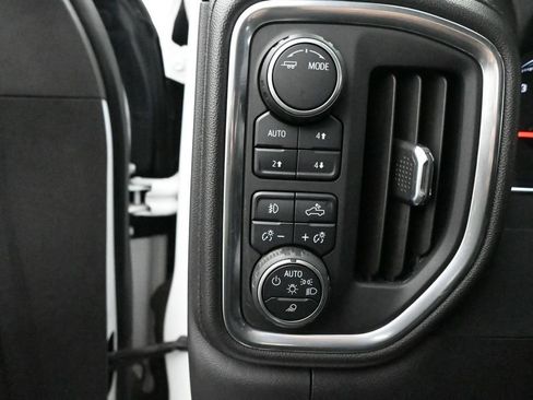 Used 2022 Chevrolet Silverado 1500 LTZ w/ Safety Package II AWD/4WD image 12