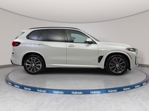 New 2026 BMW X5 xDrive50e w/ M Sport Package image 4