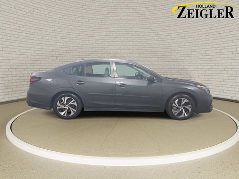 Used 2023 Subaru Legacy Premium AWD/4WD image 4
