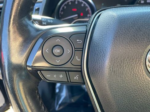 Used 2020 Toyota Camry SE image 30
