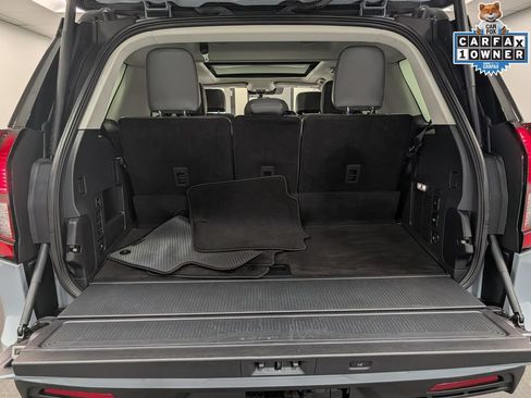 Used 2025 Ford Expedition Active AWD/4WD image 28