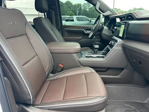 Used 2026 GMC Sierra 1500 Denali AWD/4WD image 14