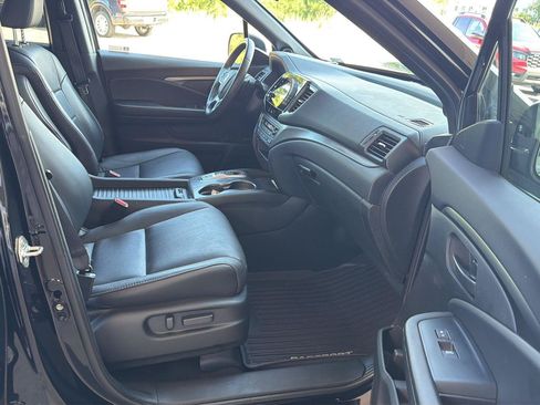 Used 2023 Honda Passport EX-L image 13