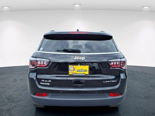 Used 2025 Jeep Compass Limited AWD/4WD image 10