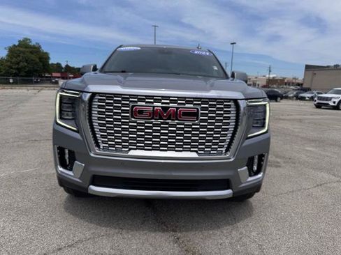 Used 2024 GMC Yukon Denali AWD/4WD image 2