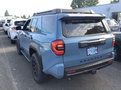 Certified 2025 Toyota 4Runner TRD Off-Road Premium AWD/4WD image 3