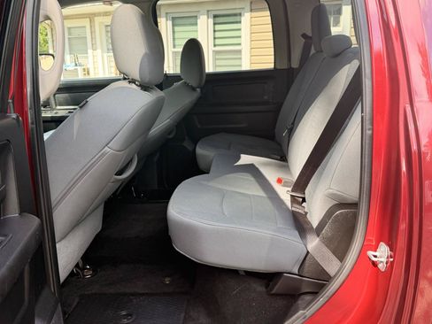 Used 2013 RAM 1500 Express AWD/4WD image 19
