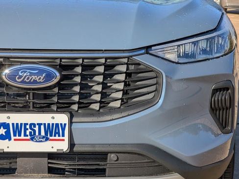 New 2025 Ford Escape Active w/ Tech Pack #1 image 8