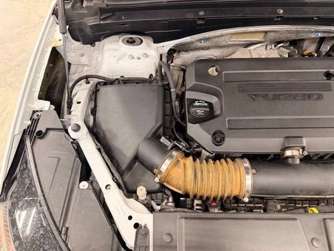 Used 2023 Buick Envision Avenir AWD/4WD image 44