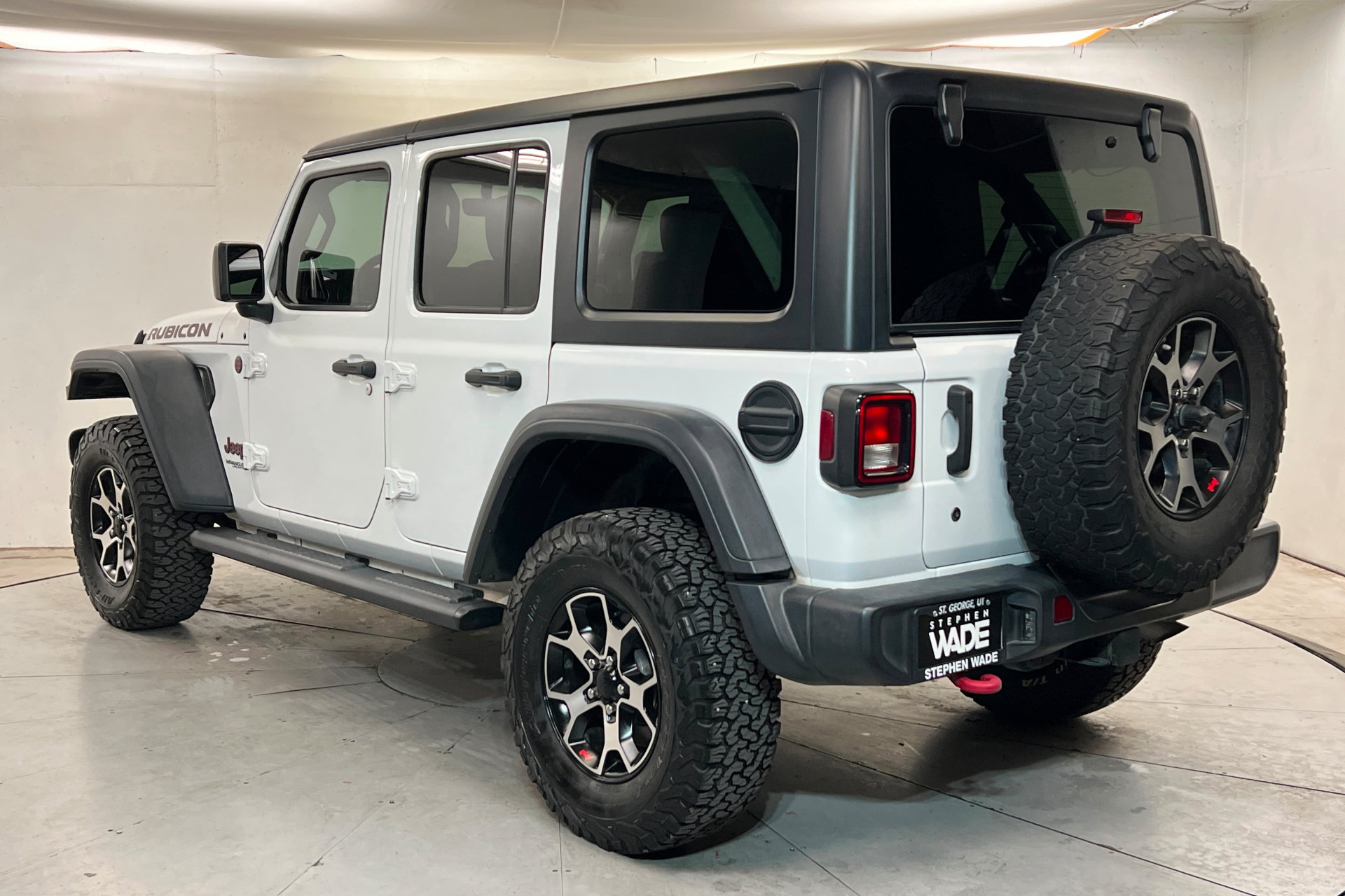 Used 2020 Jeep Wrangler Unlimited Rubicon AWD/4WD image 3