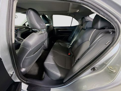 Used 2020 Toyota Camry XSE FWD image 25